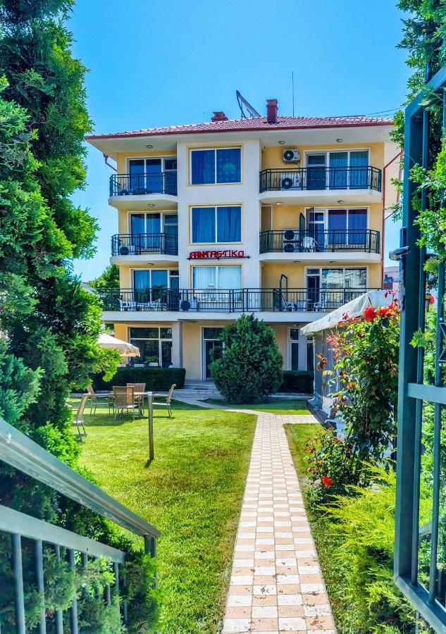 Hotel Fantastiko Ravda Равда Екстер'єр фото