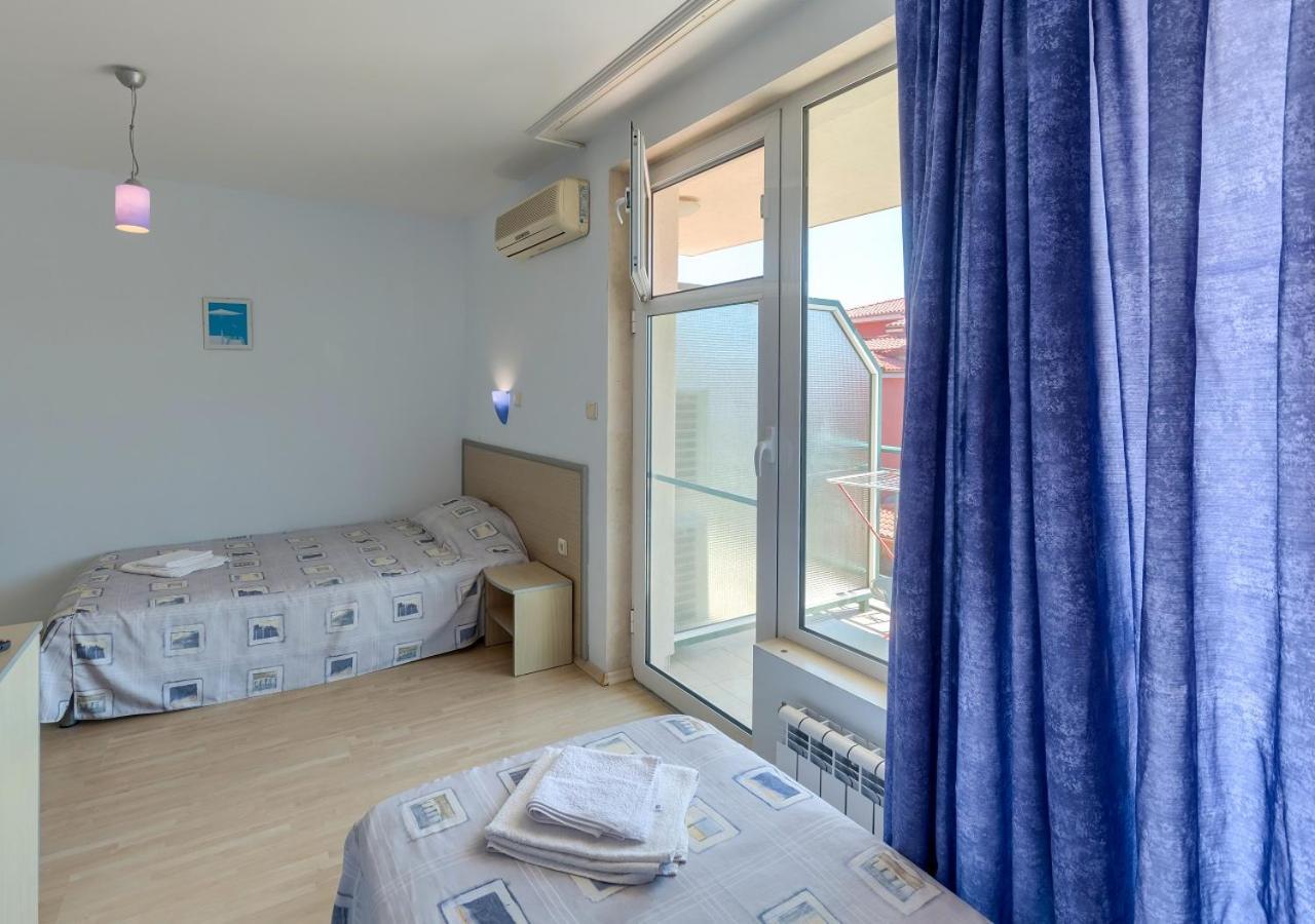 Hotel Fantastiko Ravda Равда Екстер'єр фото