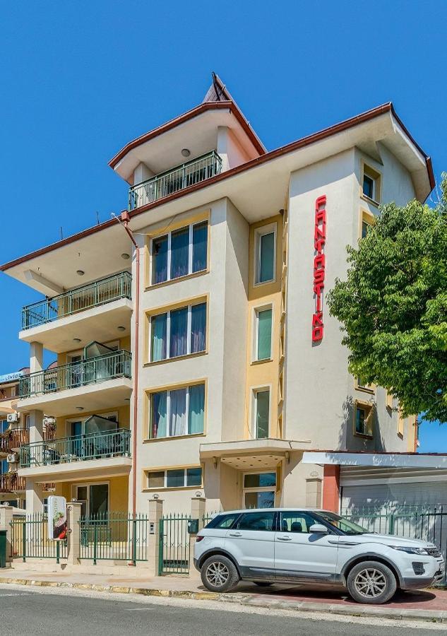 Hotel Fantastiko Ravda Равда Екстер'єр фото